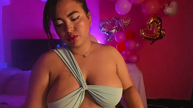 ivy roosx online show from February 11, 2025, 11:33 pm