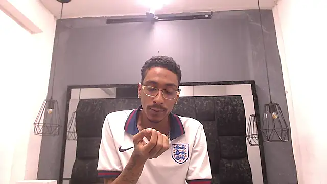 Snapshot of Jose_Smoke chatting on September 27, 2025, 3:33 am Jose Smoke online show from September 27, 2025, 3:33 am