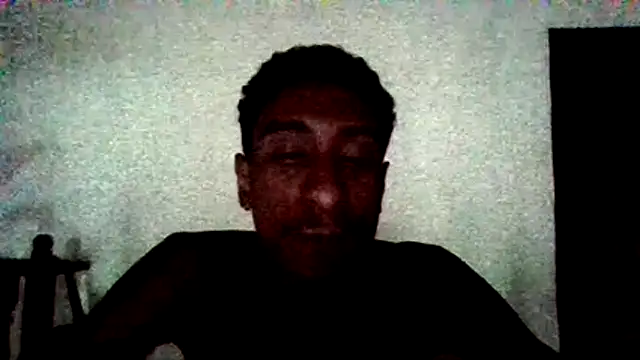 Snapshot of Jose_Smoke chatting on October 31, 2025, 5:03 pm Jose Smoke online show from October 31, 2025, 5:03 pm