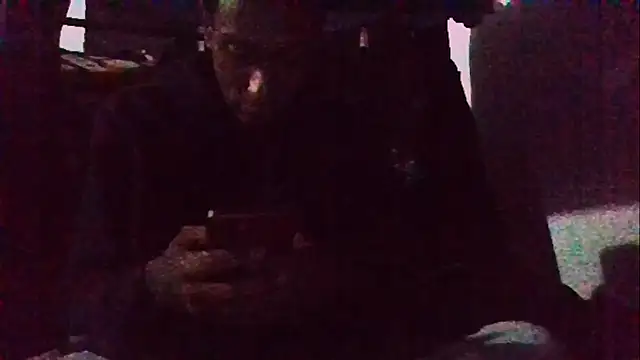 Snapshot of Jose_Smoke chatting on December 3, 2025, 4:42 am Jose Smoke online show from December 3, 2025, 4:42 am