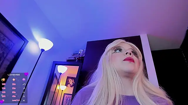 Snapshot of Irinaa_Scarlett chatting on January 26, 2025, 11:39 pm Irinaa Scarlett online show from January 26, 2025, 11:39 pm