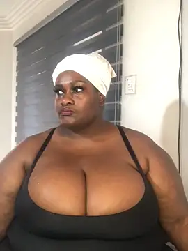 Snapshot of bustytitsxxx chatting on March 15, 2025, 11:19 am bustytitsxxx online show from March 15, 2025, 11:19 am