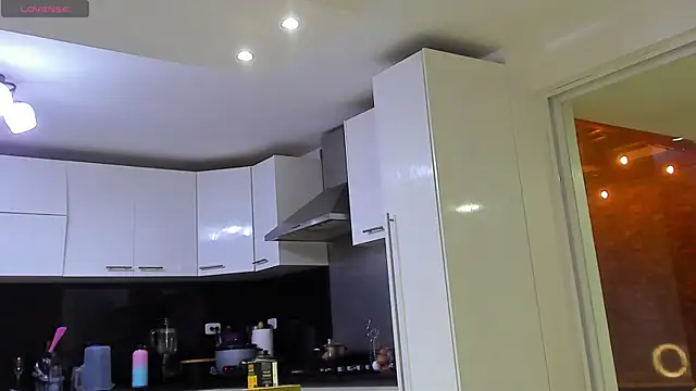 Makonneen online show from December 20, 2024, 6:19 am