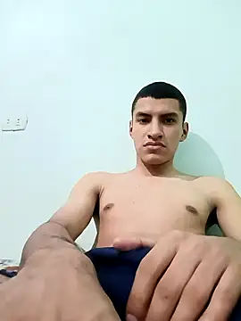 Rogersmit2 online show from November 12, 2025, 10:20 pm