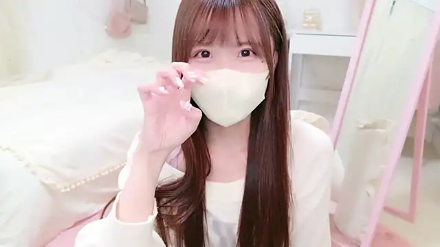 Snapshot of Sayuringo_ chatting on March 5, 2025, 11:06 am Sayuringo  online show from March 5, 2025, 11:06 am