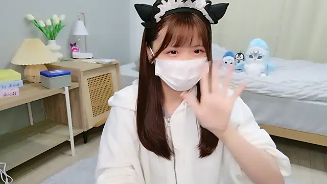 Snapshot of Sayuringo_ chatting on October 15, 2025, 11:10 am Sayuringo  online show from October 15, 2025, 11:10 am