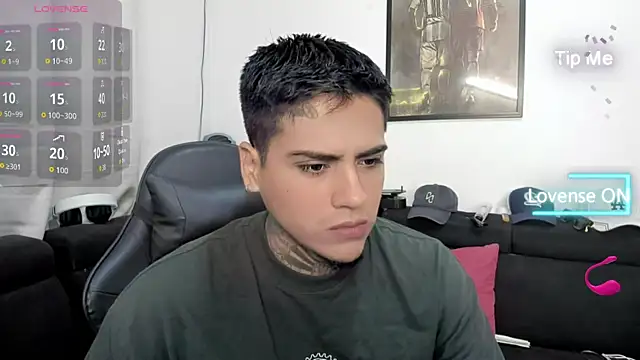 Snapshot of mad_maxxx2 chatting on November 14, 2025, 11:31 am mad maxxx2 online show from November 14, 2025, 11:31 am