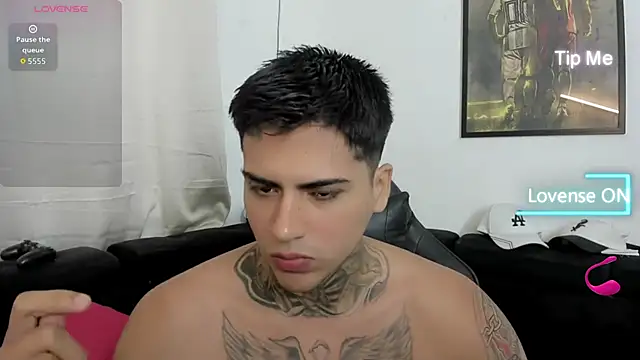 Snapshot of mad_maxxx2 chatting on November 29, 2025, 1:36 pm mad maxxx2 online show from November 29, 2025, 1:36 pm