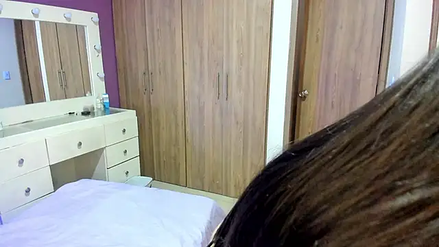 Snapshot of Medelynevans1 chatting on November 14, 2025, 10:07 pm Medelynevans1 online show from November 14, 2025, 10:07 pm