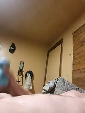 Snapshot of BigDDave6979 chatting on March 11, 2025, 5:49 am BigDDave6979 online show from March 11, 2025, 5:49 am