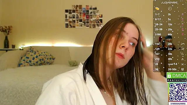 MurrrWorren online show from February 8, 2025, 4:25 pm