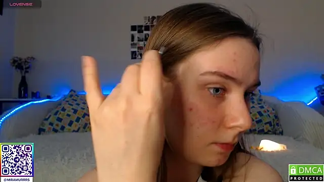 MurrrWorren online show from February 14, 2025, 11:42 pm