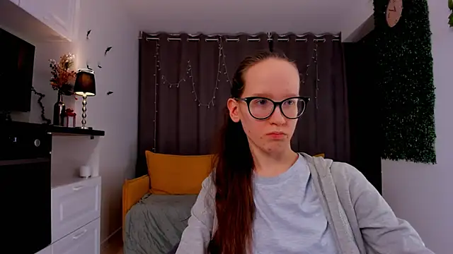 BettyBrowni online show from February 13, 2025, 10:11 pm