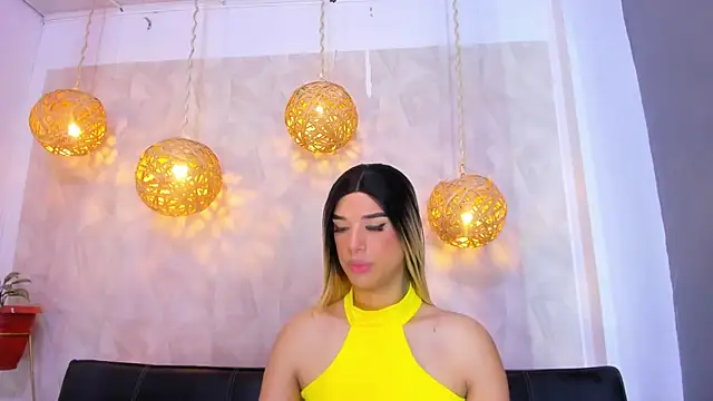 victoria aleia  online show from January 13, 2025, 11:27 pm