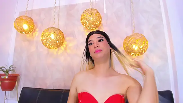 victoria aleia  online show from January 14, 2025, 8:04 pm