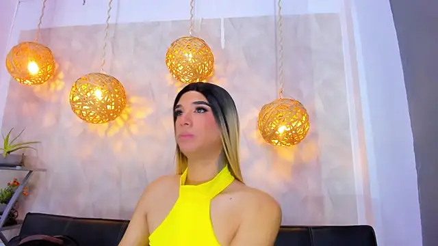 victoria aleia  online show from January 24, 2025, 8:22 pm