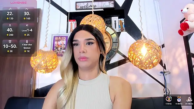 victoria aleia  online show from September 26, 2025, 10:14 pm