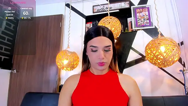 victoria aleia  online show from October 28, 2025, 11:40 pm