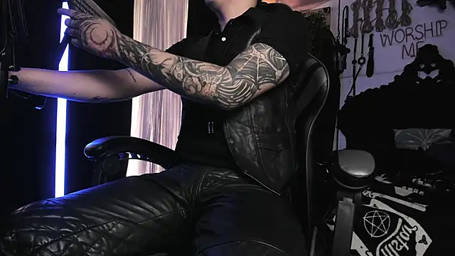 allanhurtss online show from February 19, 2025, 6:10 pm