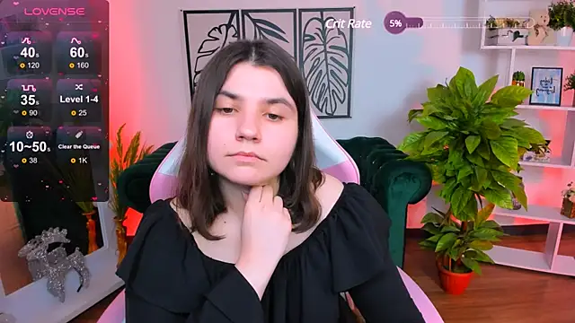 Snapshot of Viola__Shy chatting on January 25, 2025, 3:19 am Viola Shy online show from January 25, 2025, 3:19 am