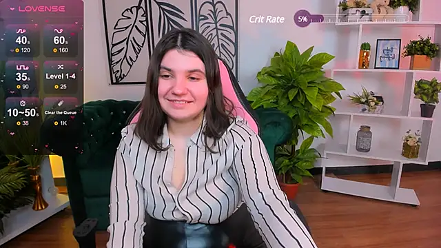 Snapshot of Viola__Shy chatting on February 11, 2025, 3:40 am Viola Shy online show from February 11, 2025, 3:40 am