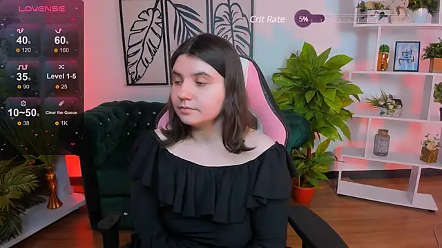 Snapshot of Viola__Shy chatting on February 14, 2025, 12:09 am Viola Shy online show from February 14, 2025, 12:09 am