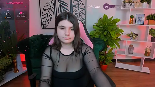 Snapshot of Viola__Shy chatting on February 16, 2025, 12:08 am Viola Shy online show from February 16, 2025, 12:08 am