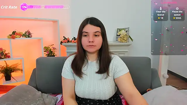Snapshot of Viola__Shy chatting on September 19, 2025, 8:53 pm Viola Shy online show from September 19, 2025, 8:53 pm