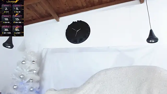 Snapshot of BIGZEHUZ chatting on December 30, 2024, 5:58 am BIGZEHUZ online show from December 30, 2024, 5:58 am