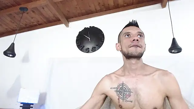 Snapshot of BIGZEHUZ chatting on January 30, 2025, 11:33 am BIGZEHUZ online show from January 30, 2025, 11:33 am