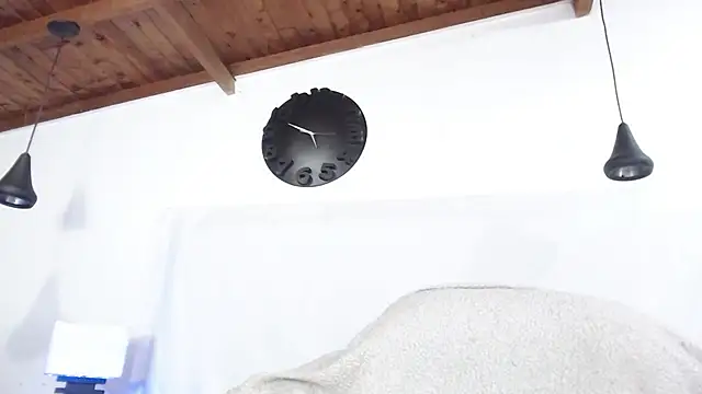 Snapshot of BIGZEHUZ chatting on February 4, 2025, 8:24 am BIGZEHUZ online show from February 4, 2025, 8:24 am