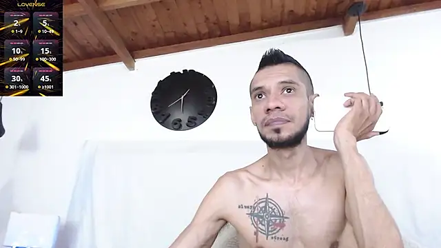 Snapshot of BIGZEHUZ chatting on February 21, 2025, 12:16 am BIGZEHUZ online show from February 21, 2025, 12:16 am