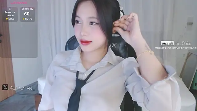 Snapshot of Lin_SiYee chatting on January 10, 2025, 12:47 pm Lin SiYee online show from January 10, 2025, 12:47 pm