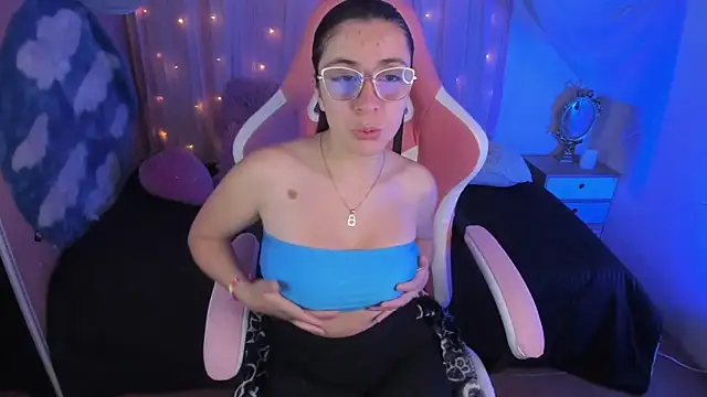 Fernanda   online show from February 1, 2025, 6:10 am