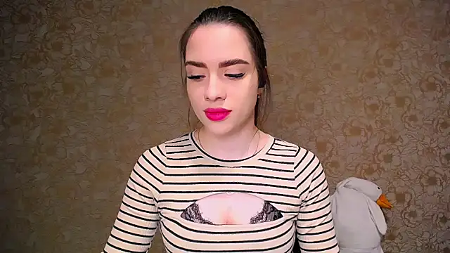  your fantasy girl online show from March 16, 2025, 12:11 pm