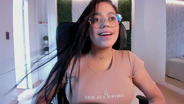 Melisa Soto online show from September 19, 2025, 7:25 pm