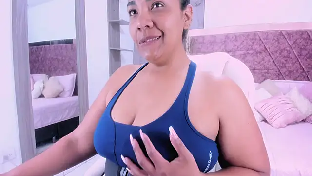 Snapshot of _Lakshmi_hotx chatting on February 12, 2025, 12:01 pm Lakshmi hotx online show from February 12, 2025, 12:01 pm