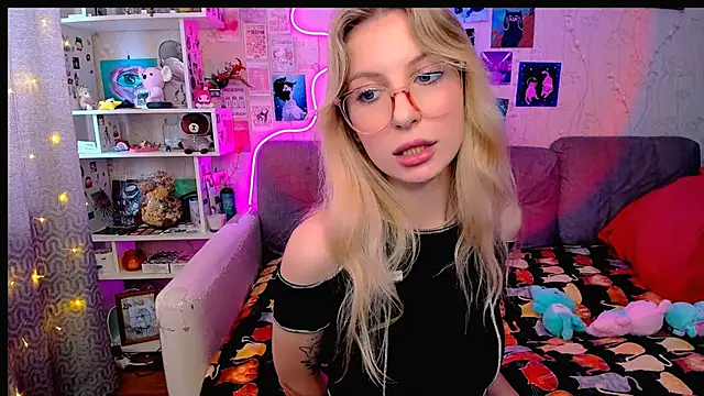 Maria Hunt online show from January 25, 2025, 7:06 am