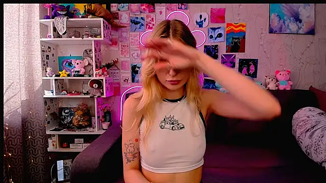 Maria Hunt online show from February 8, 2025, 7:15 am