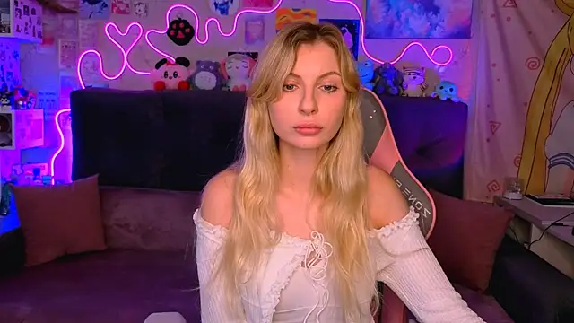 Maria Hunt online show from October 16, 2025, 4:57 am