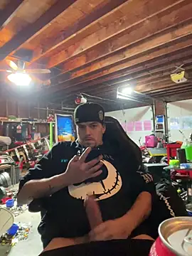 Snapshot of joeycbigcock chatting on December 21, 2024, 9:25 pm joeycbigcock online show from December 21, 2024, 9:25 pm