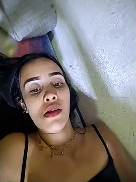 The-quee22 online show from November 2, 2025, 5:04 pm