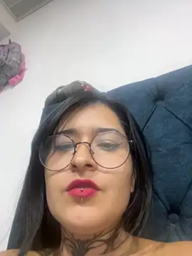 Snapshot of ZTahya chatting on November 9, 2025, 2:10 am ZTahya online show from November 9, 2025, 2:10 am