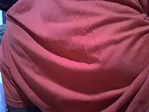 Adaline-Paris online show from March 14, 2025, 11:32 pm