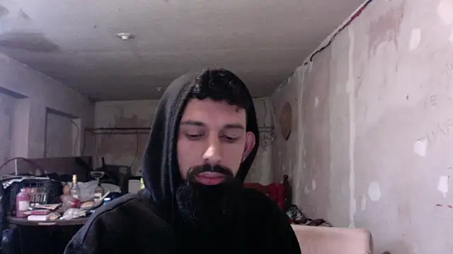 Snapshot of LoretoMx chatting on October 13, 2025, 5:57 pm LoretoMx online show from October 13, 2025, 5:57 pm