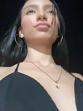 loly-yandere online show from January 14, 2025, 11:37 pm