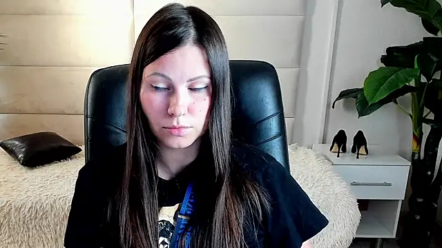 Snapshot of Dana__dom chatting on October 24, 2025, 2:41 am Dana dom online show from October 24, 2025, 2:41 am