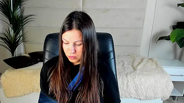 Snapshot of Dana__dom chatting on November 17, 2025, 12:38 am Dana dom online show from November 17, 2025, 12:38 am