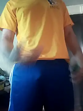 AvispaQlona online show from November 28, 2025, 4:20 pm