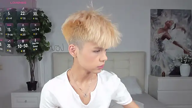 Felix Rey online show from November 19, 2025, 5:57 pm